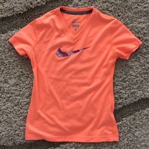 Girls Nike shirt.